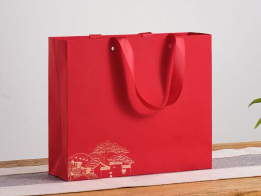 在禮品包裝盒定制時怎樣打好實樣?